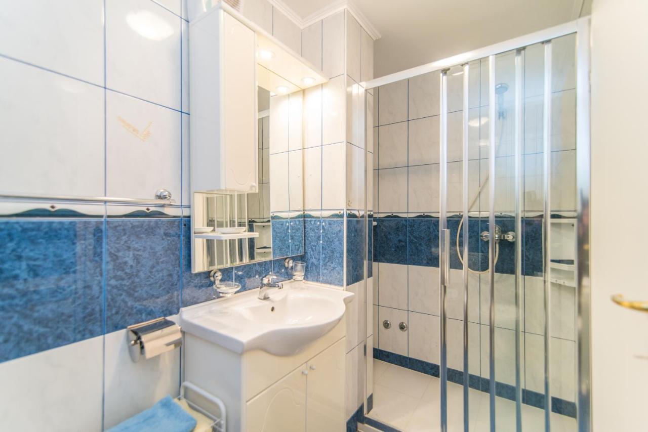 Apartments Canaria Пула Экстерьер фото